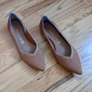 Rothys The Point Flats Fawn